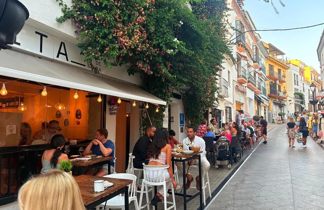 Hostal Paco Marbella-1